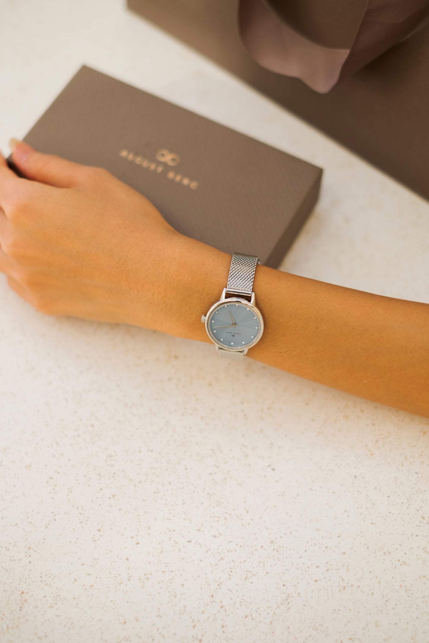 Serenity Petite Silver Dusty Blue Mesh 28mm