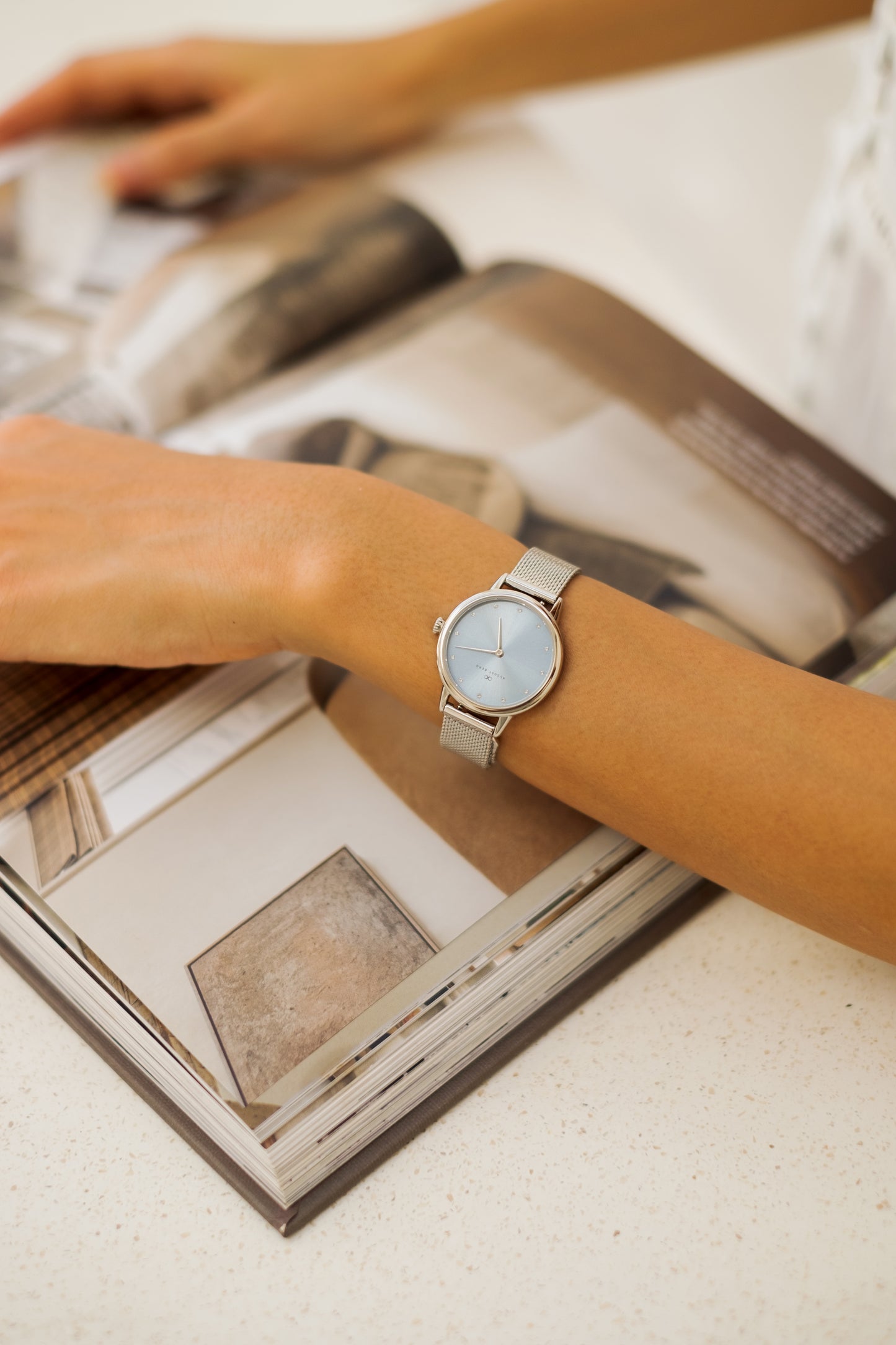 Serenity Petite Silver Dusty Blue Mesh 28mm