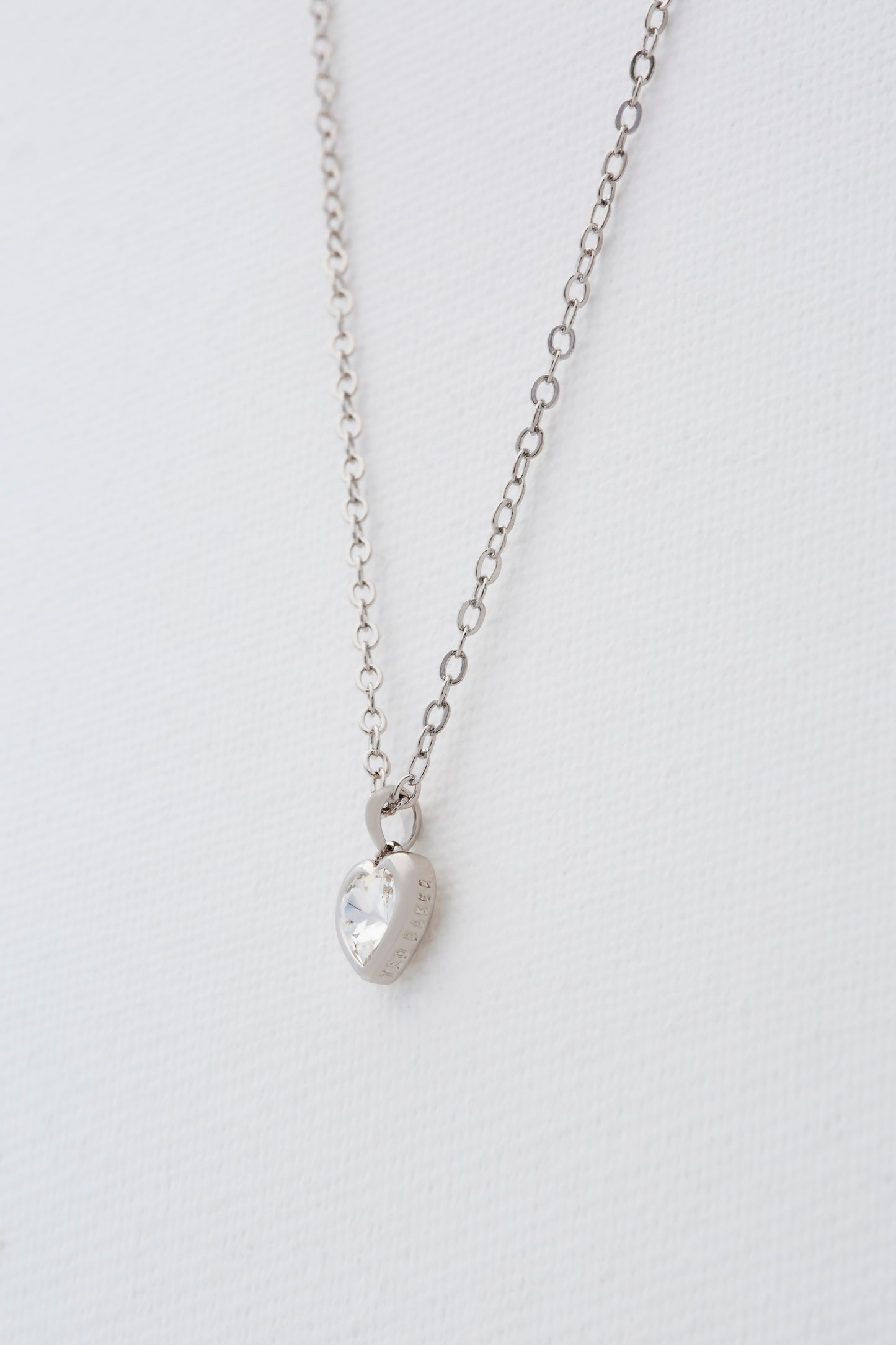 HANNELA: Crystal Heart Pendant Necklace