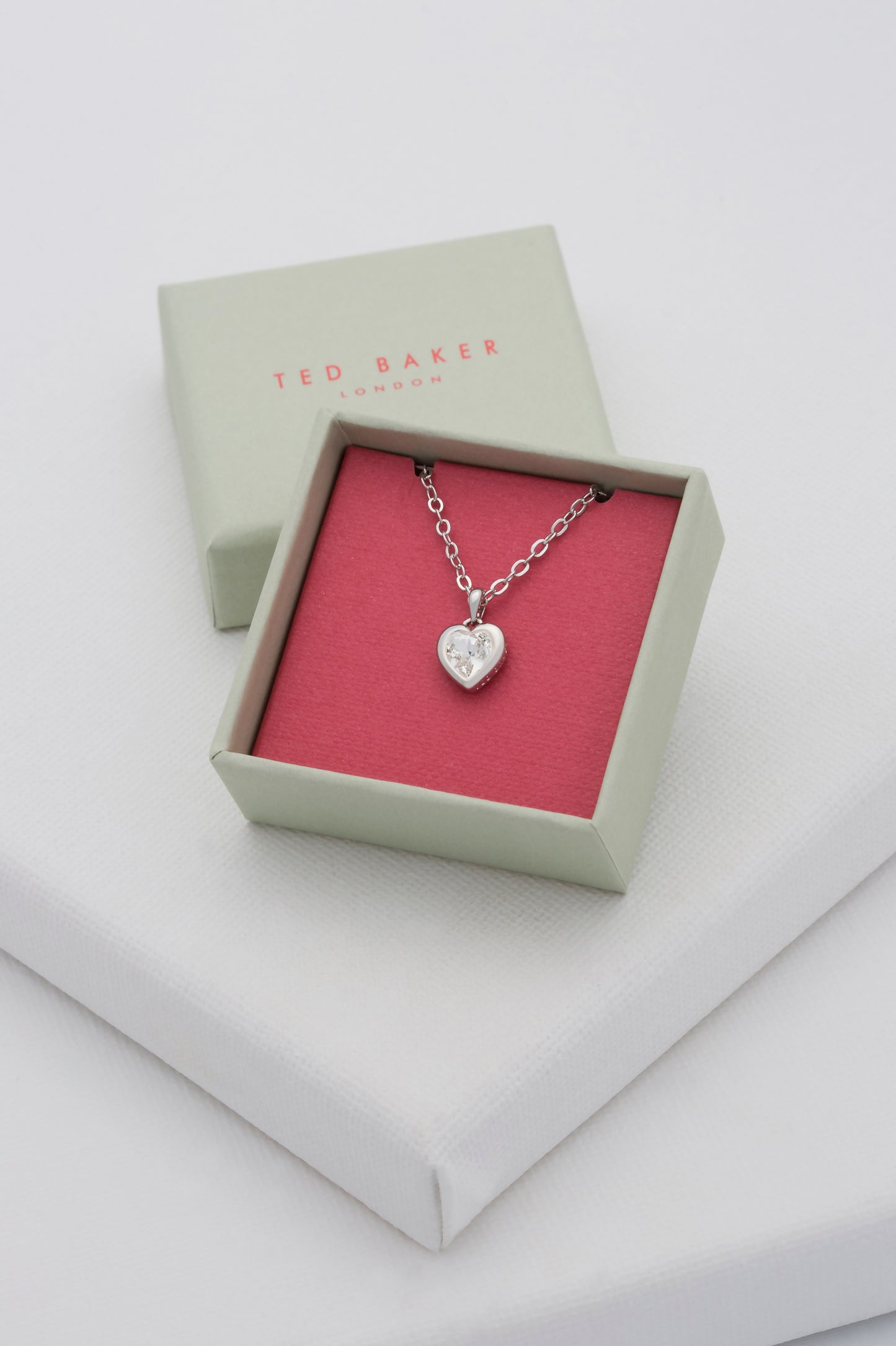 HANNELA: Crystal Heart Pendant Necklace