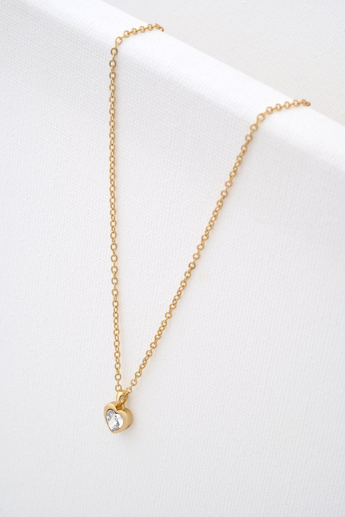 HANNELA: Crystal Heart Pendant Necklace